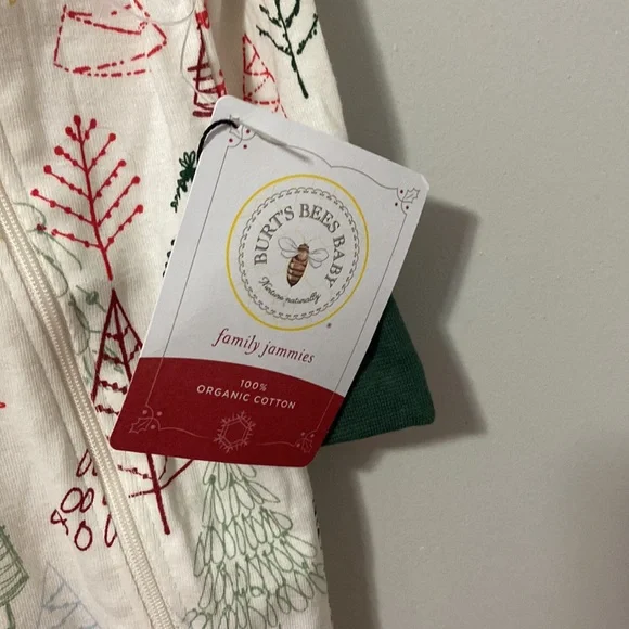 NWT!‎ Burt’s Bees Holiday Christmas Onesie - Picture 3 of 7